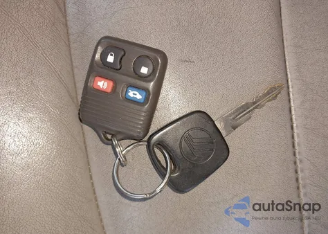 2002 Mercury Grand Marquis Ls from USA, damaged, VIN 2MEFM75W62X611111